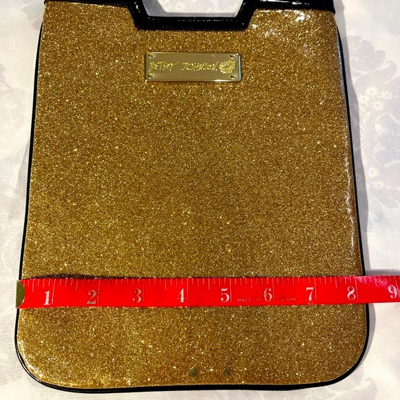 Betsey Johnson Golden Glam iPad or Tablet Sleeve - Picture 3 of 7